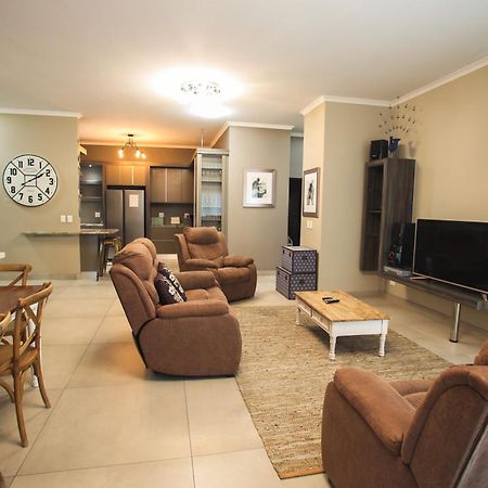 Hnt Atlantic Self Catering Apartment Свакопмунд Екстер'єр фото