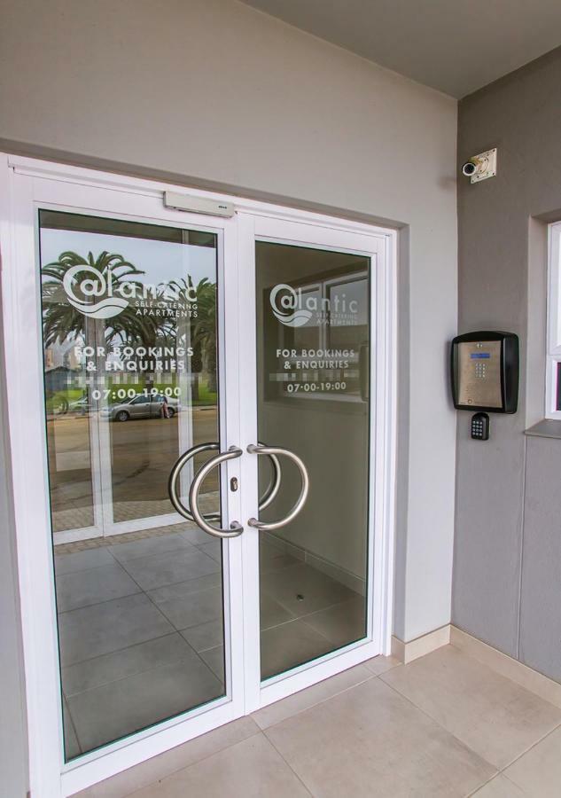 Hnt Atlantic Self Catering Apartment Свакопмунд Екстер'єр фото